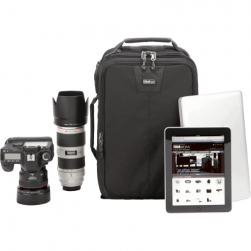 THINK TANK Rucsac Think Tank Airport Essentials, 29,2 × 45,7 × 17,8 cm, Compartiment laptop: până la 38 × 25 × 3 cm (15 × 9,8 × 1,2″), ideal pentru laptop de 13″ (se potrivesc si unele modele subțiri de 15″ ), Negru