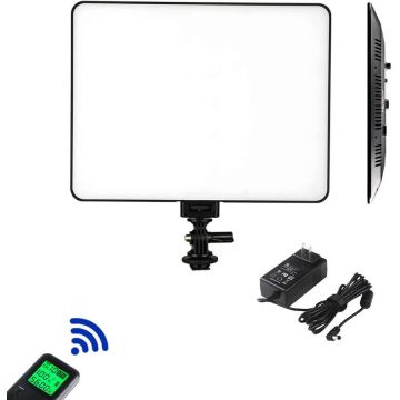 Viltrox Lampa foto-video Slim Viltrox L200T CRI 95+ cu temperatura de culoare reglabila 3300-5600K si telecomanda