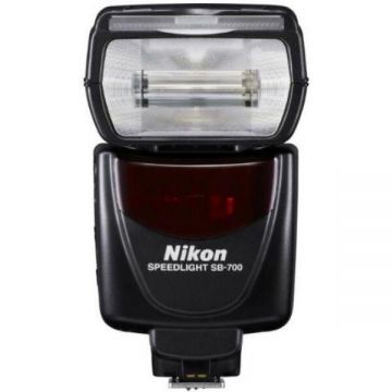 Nikon Blit Nikon Sb-700