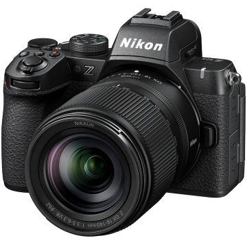 Nikon Aparat foto Mirrorless Nikon Z50 II, 20.9 MP, 4K, Wi-Fi + Obiectiv 18-140, Negru