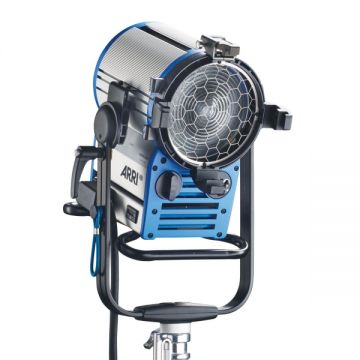 Arri HMI Fresnel True Blue D12